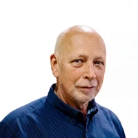 RNDr. Valuch Jozef, CSc. (SVK)